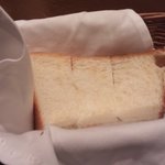 ビストロ シャンパーニュ - ラミの食パン