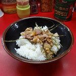 家系ラーメン 王道家 - 王道家　半チャーシューまぶし 90円