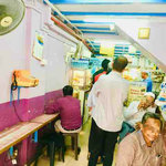 AZMI RESTAURANT - 内観