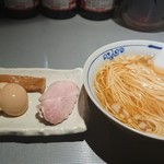 貪瞋癡 - 煮干しラーメン