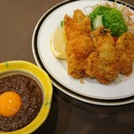 日本料理 魚池 - 《カキフライ》このソース、味はしっかりしてるのにまろやかでとても美味しかった。