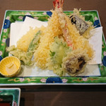 日本料理 魚池 - 《天ぷら》職人さんは上手に花咲かせるなぁ。