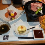 Jimpachi - テーブルセッティング　先付け・前菜・新鮮お刺身