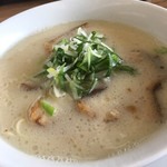 博多 豚十郎 - 塩豚骨ラーメン