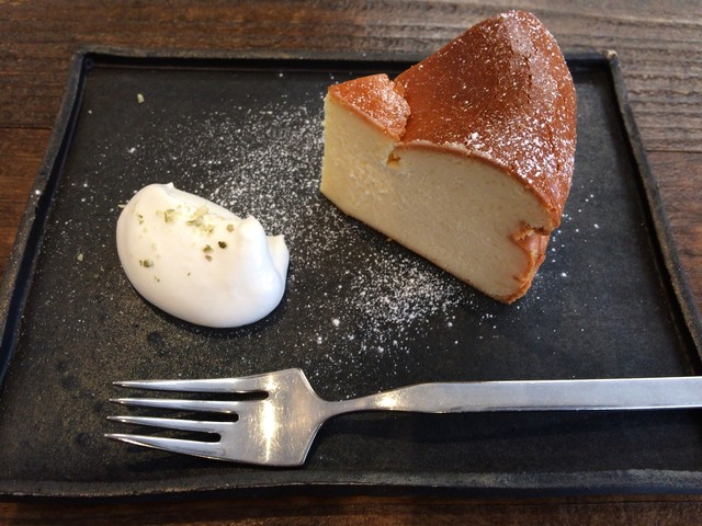 インドネシア 深煎り とチーズケーキ By 大食い屋 ロースタリー カフェ ノート Roastery Cafe Note 宇品五丁目 カフェ 食べログ