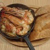 欧風食堂 タブリエ - 料理写真:大きな海老とブロッコリーのアヒージョ（2人前・1000円＋税）
