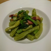 サザンタワーダイニング - ほうれん草を練り込んだパスタのペペロンチーノ