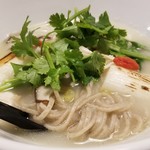 ビーダブリュー カフェ - ショウガたっぷり薬膳風蕎麦