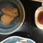 Izakaya En - お通し 豚のたった揚げ 甘辛が美味い