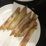 居酒屋えん - 長芋の梅  たらこ揚げ 綺麗に盛り付け されてたのに
箸着けてしまい こんな風に 写真は手を付ける前に
サクサクで 梅  たらこと 良くあいます