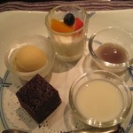 大安くらぶ - デザートも盛りだくさん