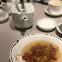 中国飯店 富麗華 - 上海蟹と鱶鰭炒め物に上湯掛け