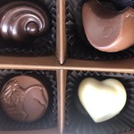 GODIVA Chocolatier - 