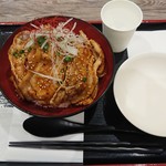 Kohakudou - 米沢三元豚の照り焼豚丼￥820+税