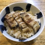 旬ものと日本酒 とみ笑 - 山口の海の鰻の素焼きオンザライス