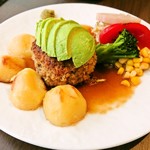 肉食家さんのハンバーグ にくきゅうグリル - 