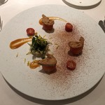 オオハラ エ シーアイイー - カニのタルタルトマト詰め アンチョビとセルフィーユのクーリ
      2019年2月22日ランチ