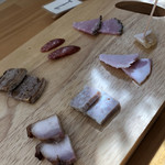 手作りハムとパンの店 こぶたのしっぽ - 試食いただきました