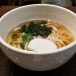 花坊 - 花坊うどん　830円。