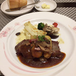 ビストロ サカイ - 仔牛のステーキ