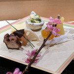 銀座 しのはら - いかとわけぎのぬたえあ、玉子しんじょう、たこ柔煮、蓮根酢、金柑ゼリー、白魚