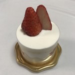 パティスリー カンセンドウ - プレ生季節のショートケーキ