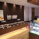 パティスリー カンセンドウ - 店内写真(焼き菓子エリア)