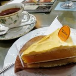 都麗美 - かぼちゃチーズのタルト＆紅茶