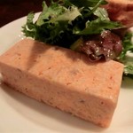 ビーボ デイリースタンド - 「サーモンのリエット」：サーモンの上品な旨み、生クリームのコクが幸せオーラ満載♪