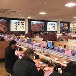 九州すし市場 - 店内をパシャ
平日の１２時半