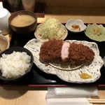 とんかつ平野 - 厚切りロースカツ膳 1650円