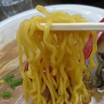 常 - 中細縮れ麺