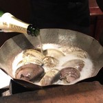 野口太郎 - 蛤にシャンパンを贅沢に投入