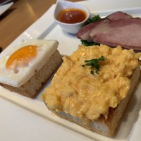 ポム・ダダン - 