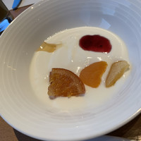 ポム・ダダン - 