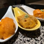 鮨 水月 - 雲丹3種