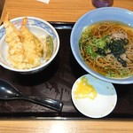 阪急そば若菜 - 天丼定食　700円