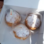 サンブロン - シュークリーム190円