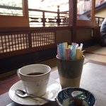 西陣 鳥岩楼 - ほっと コーヒ