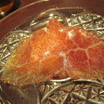 イル アオヤマ - 鳥取の万葉牛生ハム　中にはお米