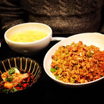 東京チャイニーズ 一凛 - 