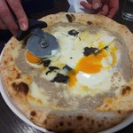 俺のフレンチ 博多 - トリュフ香るビスマルク　980円