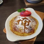 俺のフレンチ 博多 - ピスタチオと赤いフルーツの焼きプディング　480円