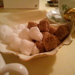 クイーン・アリス - 砂糖