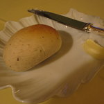 クイーン・アリス - バジルのパン