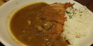 Kushikatsudengana - 特製かつカレー(934円)