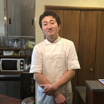 ウシマル - 打矢シェフがお見送りして頂いたが、意外に無口な方。料理で勝負みたいな。