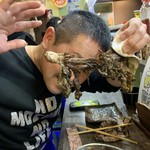 だいにんぐ とっ鶏 - まるで、肉の暖簾のようです(笑)