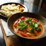 スプーンソング - 牡蠣と厚揚げのカレー ～ケーララ＆ベルベレのダブルスパイスで～ 1,300円