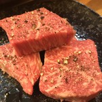 にく楽家 鐵牛 黒毛和牛赤身肉とホルモン焼肉屋 - 